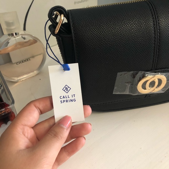 Black Bag - Picture 2 of 5